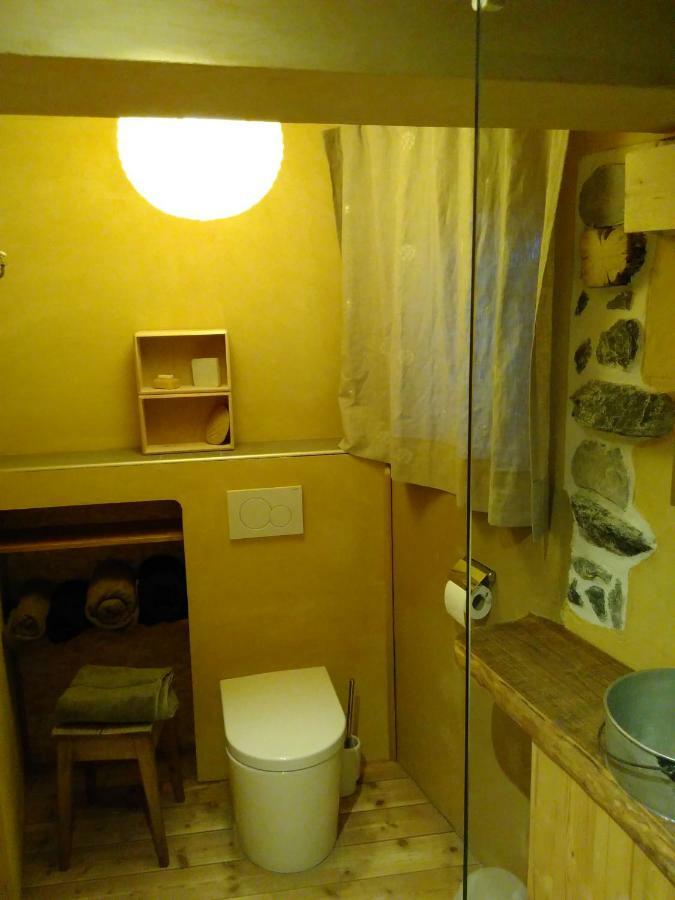 Element-Terre Hotell Aigle Exteriör bild